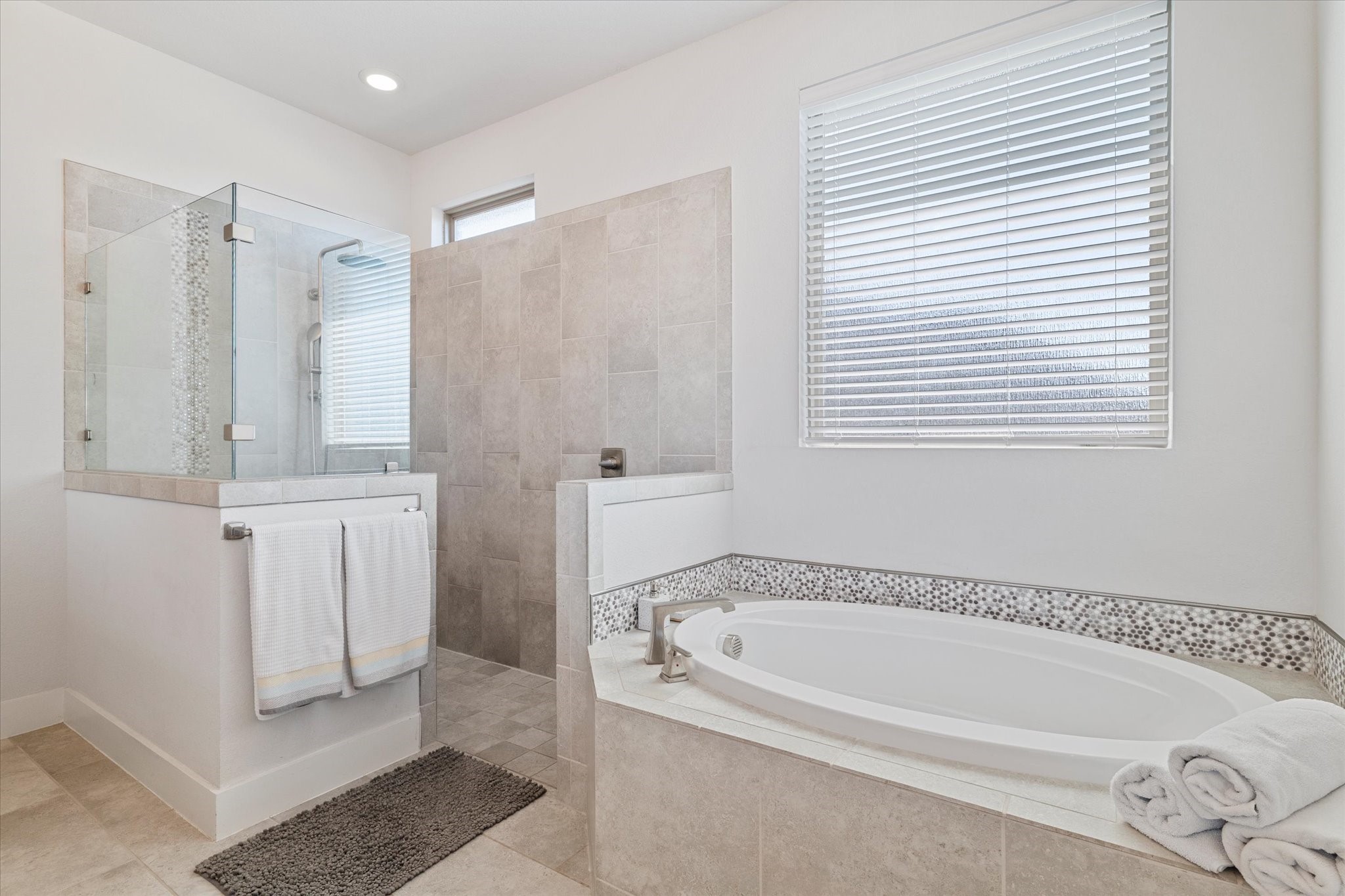 Prosper, Texas, 75078, United States, 4 Bedrooms Bedrooms, ,3 BathroomsBathrooms,Residential,For Sale,1903910