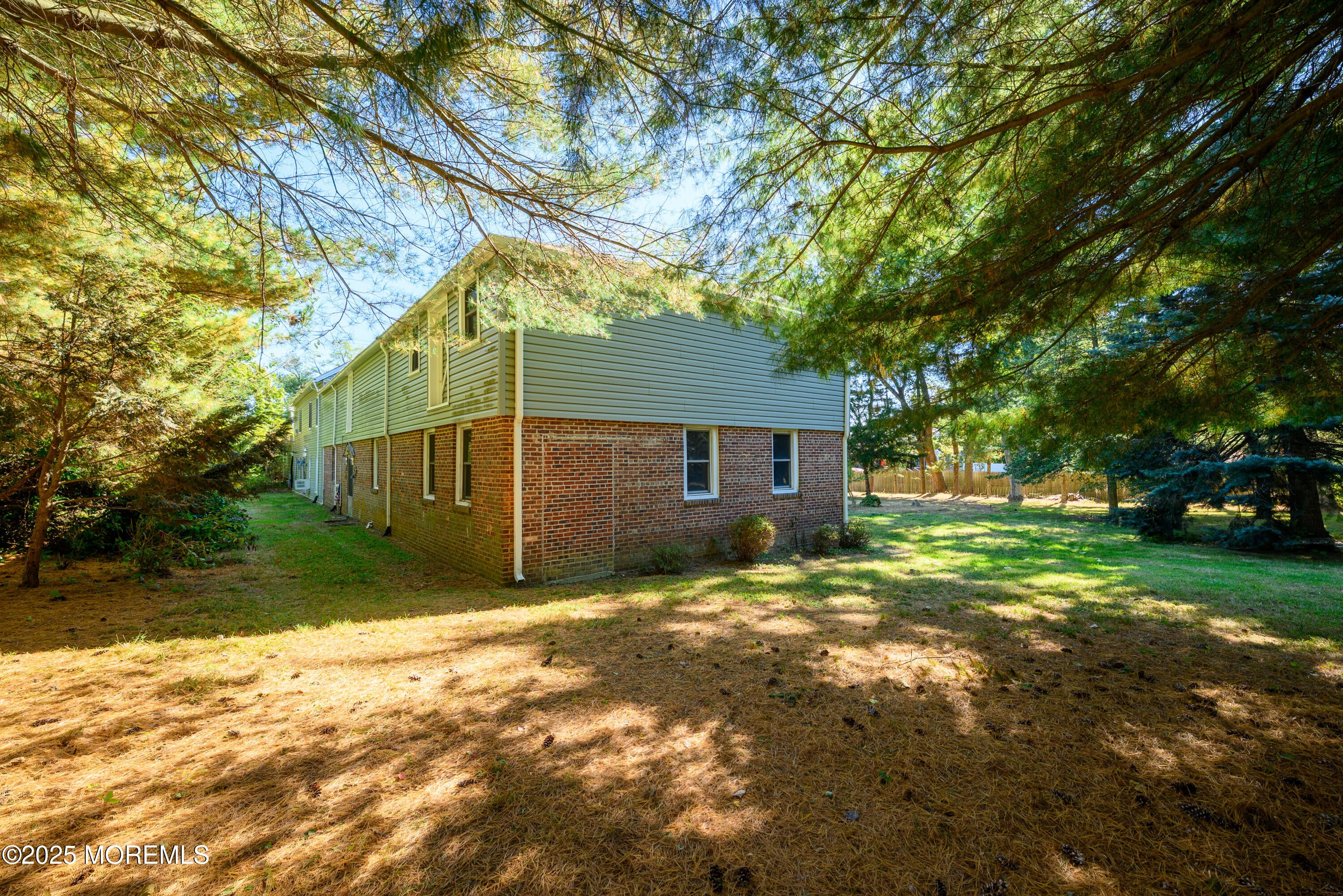 Marlboro, New Jersey, 07746, United States, 3 Bedrooms Bedrooms, ,3 BathroomsBathrooms,Residential,For Sale,1974582