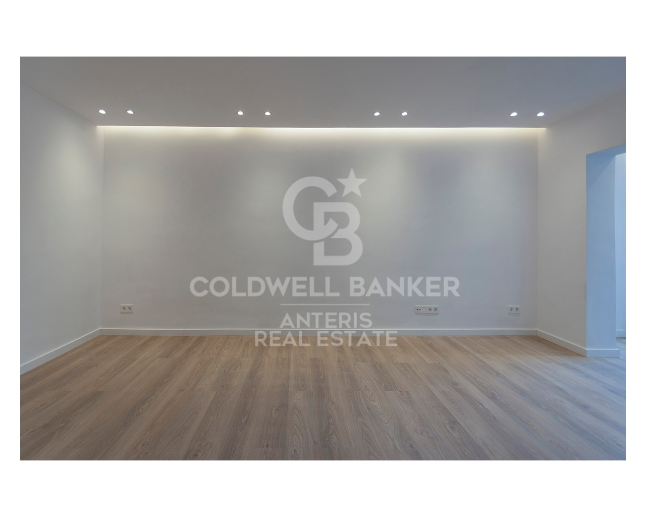 Barcelona, Catalonia, ES, 2 Bedrooms Bedrooms, ,1 BathroomBathrooms,Residential,For Sale,1688739