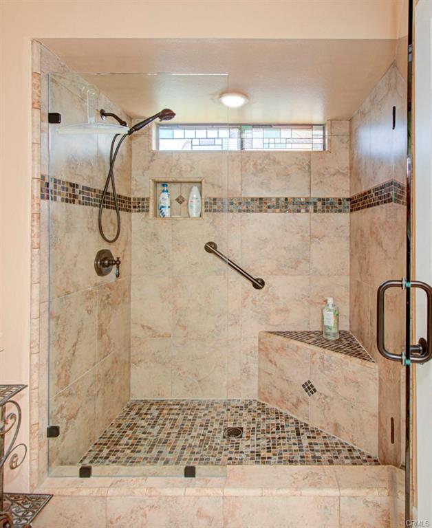 Laguna Woods, California, 92637, United States, 2 Bedrooms Bedrooms, ,Residential,For Sale,1880064