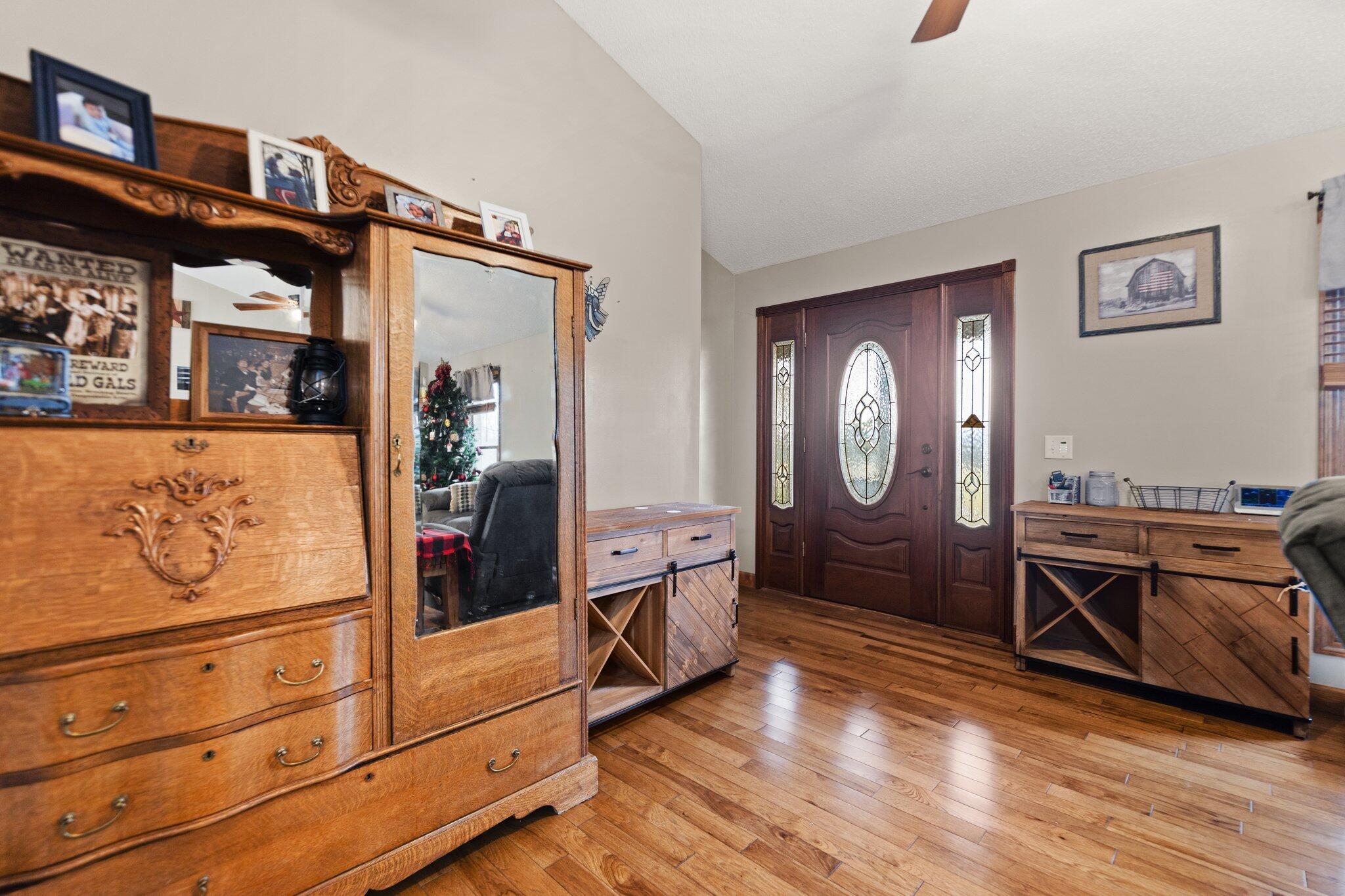 Boston, Kentucky, 40107, United States, 3 Bedrooms Bedrooms, ,2 BathroomsBathrooms,Residential,For Sale,1859805