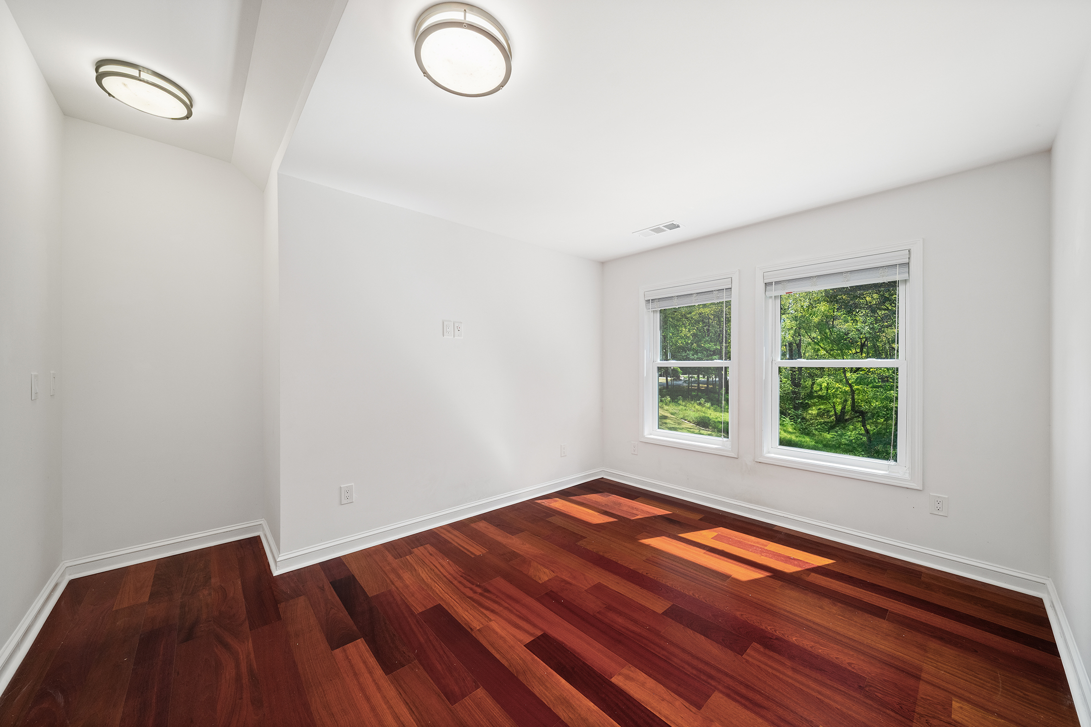  A Custom Residence Designed with an Impressive Sense of Volume - 物件實景