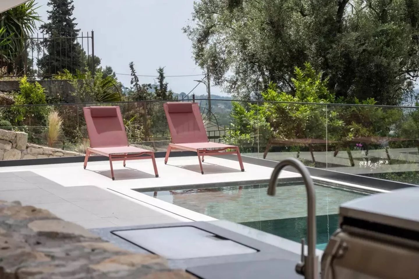 Saint-Paul-de-Vence, Provence-Alpes-Côte d’Azur, 06570, FR, 4 Bedrooms Bedrooms, ,Residential,For Sale,1754208