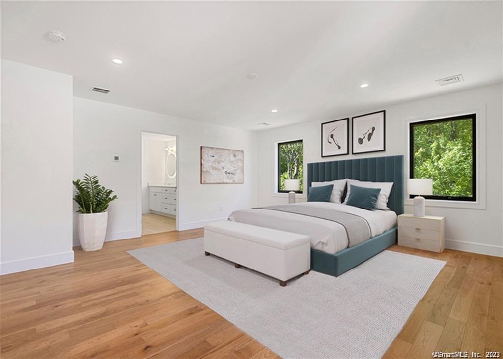 Wethersfield, Connecticut, 06109, United States, 4 Bedrooms Bedrooms, ,3 BathroomsBathrooms,Residential,For Sale,1989316