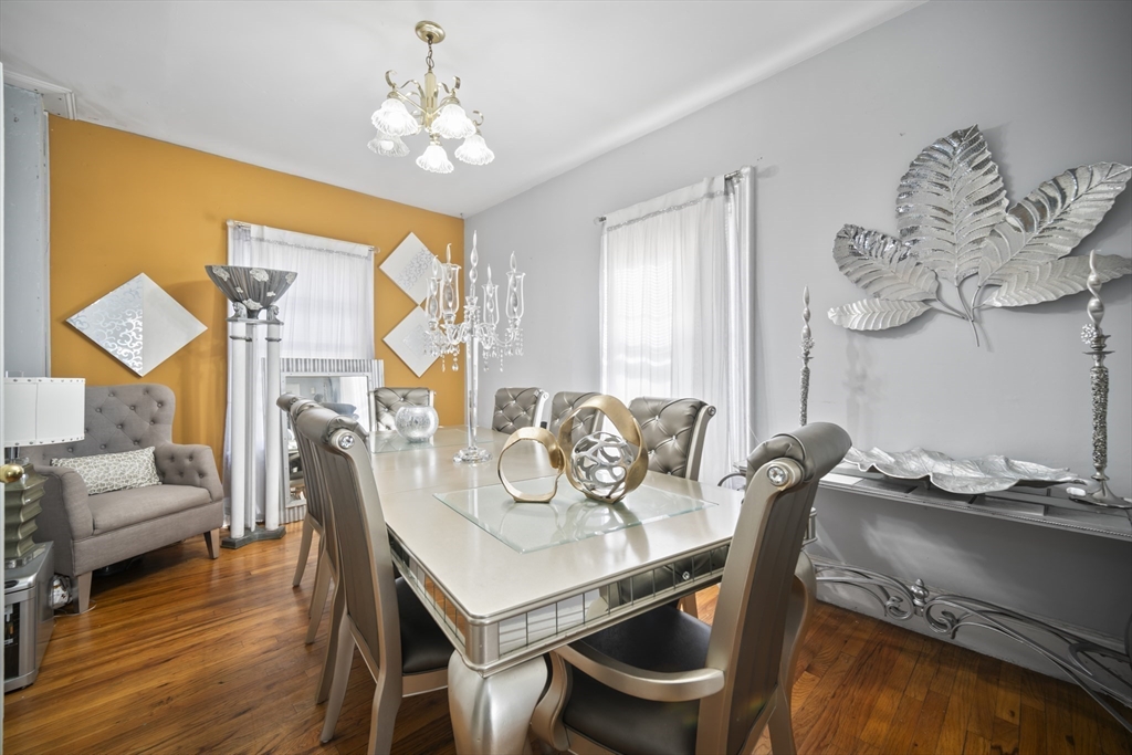 Lynn, Massachusetts, 01902, United States, 5 Bedrooms Bedrooms, ,3 BathroomsBathrooms,Residential,For Sale,1996647