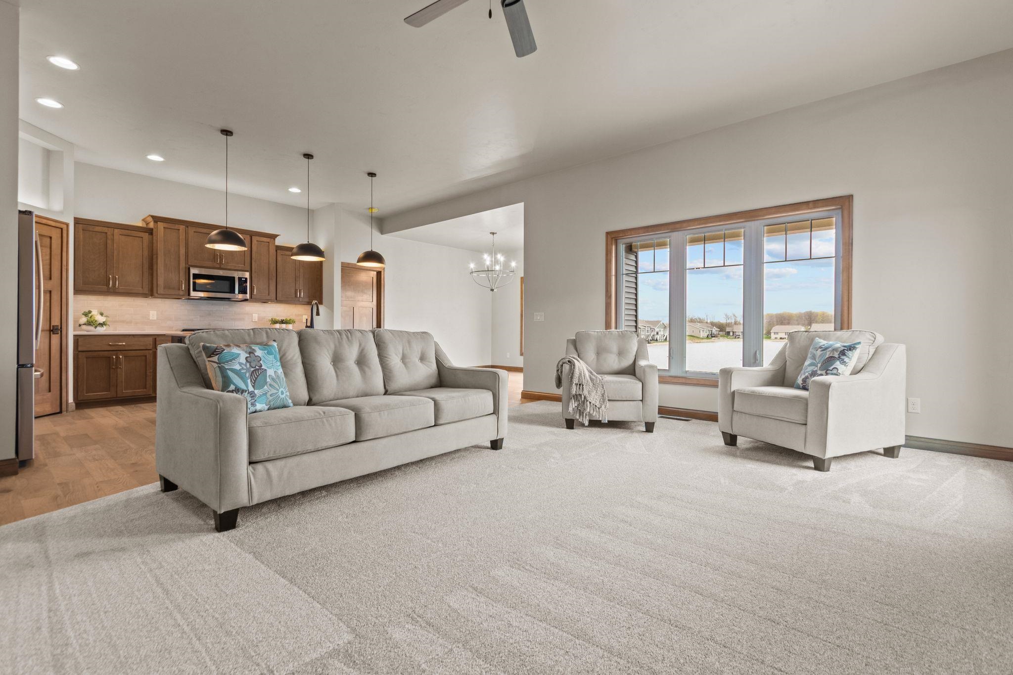 Neenah, Wisconsin, 54956, United States, 2 Bedrooms Bedrooms, ,2 BathroomsBathrooms,Residential,For Sale,2029960