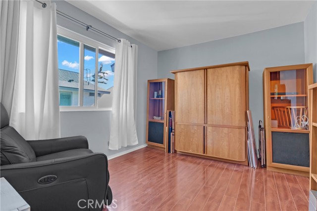 Valley Village, California, 91607, United States, 2 Bedrooms Bedrooms, ,2 BathroomsBathrooms,Residential,For Sale,1989937