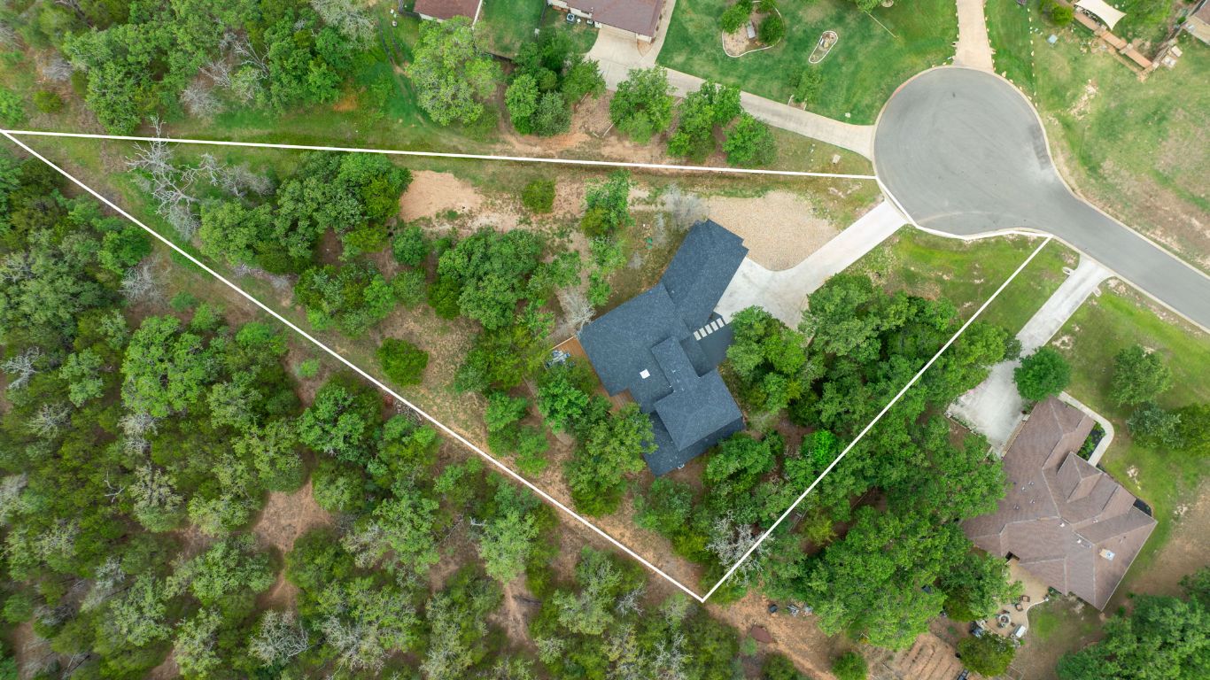 Bastrop, Texas, 78602, United States, 4 Bedrooms Bedrooms, ,4 BathroomsBathrooms,Residential,For Sale,1903346