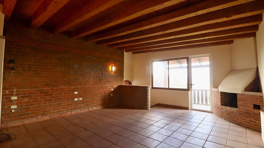 Pátzcuaro, Michoacán de Ocampo, 61608, Mexico, 4 Bedrooms Bedrooms, ,3 BathroomsBathrooms,Residential,For Sale,1917214