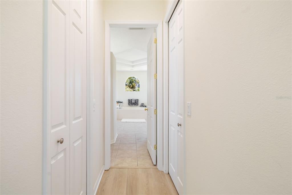 University Park, Florida, 34201, United States, 4 Bedrooms Bedrooms, ,4 BathroomsBathrooms,Residential,For Sale,1876189