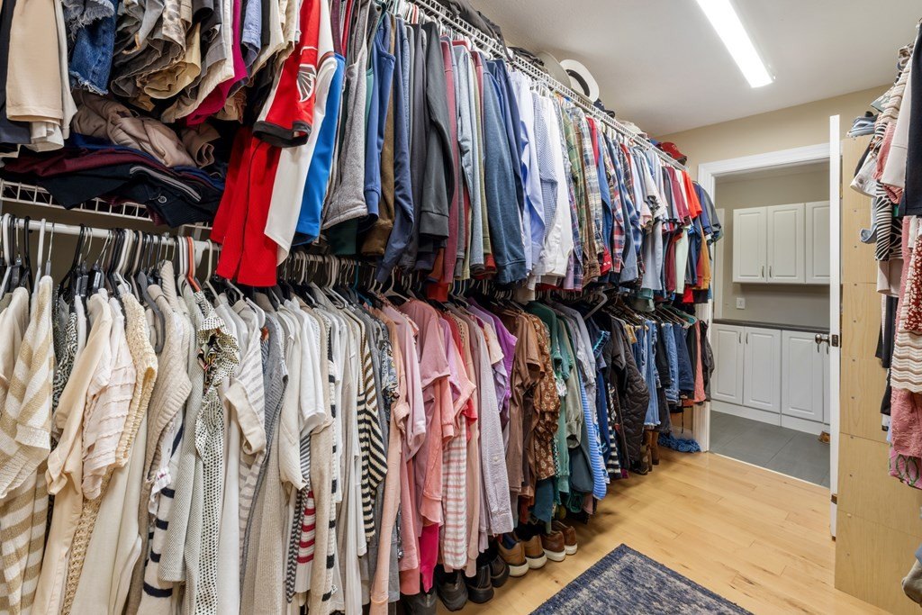 Hayesville, North Carolina, 28904, United States, 3 Bedrooms Bedrooms, ,4 BathroomsBathrooms,Residential,For Sale,1974136