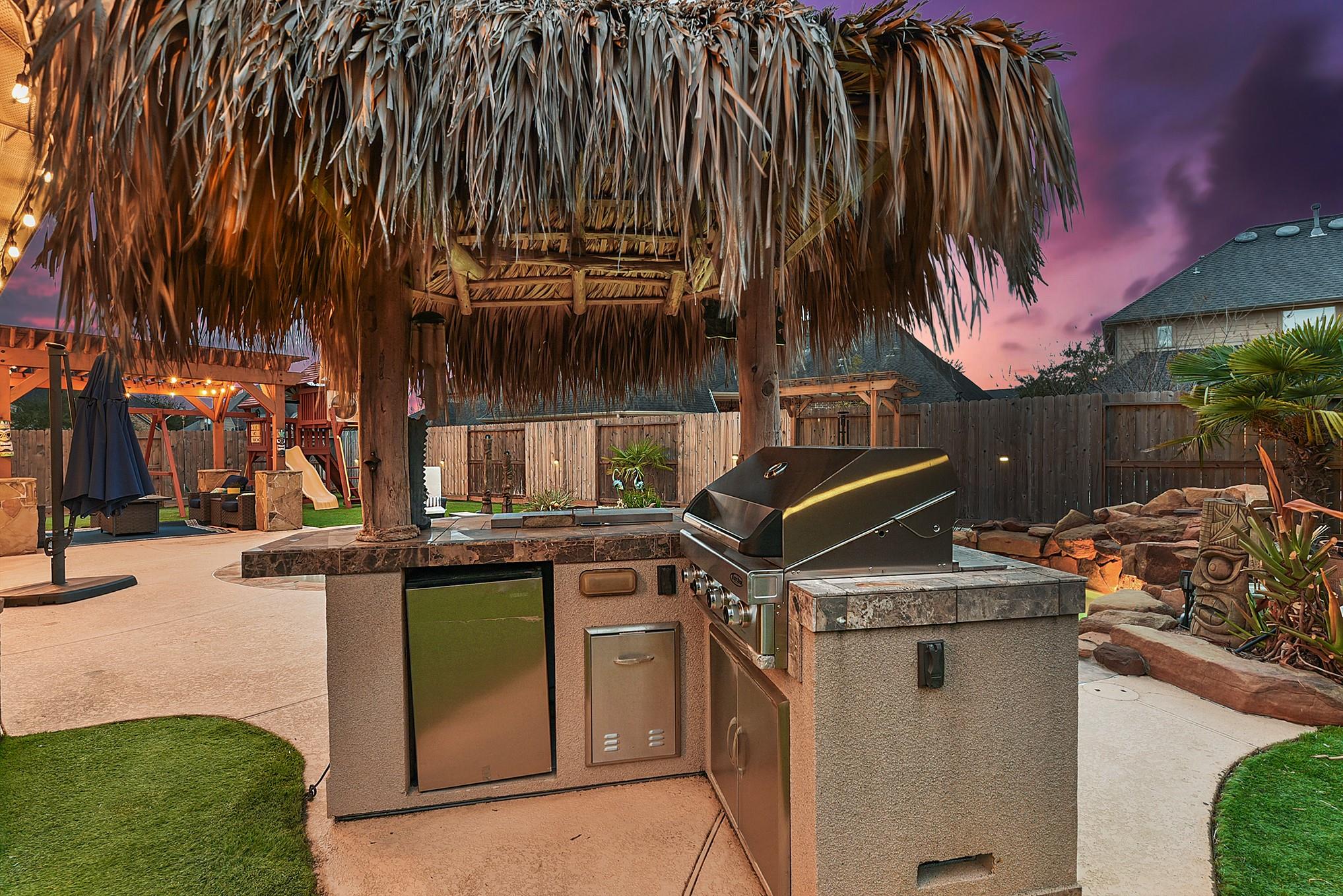 Katy, Texas, 77494, United States, 5 Bedrooms Bedrooms, ,4 BathroomsBathrooms,Residential,For Sale,2015284