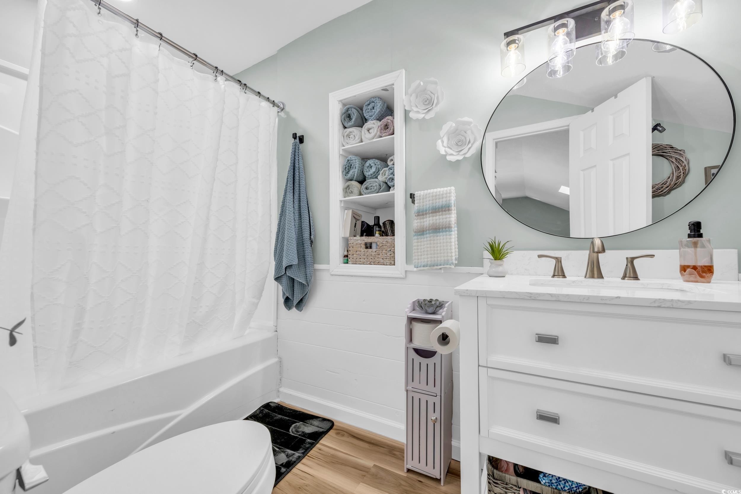 North Myrtle Beach, South Carolina, 29582, United States, 4 Bedrooms Bedrooms, ,4 BathroomsBathrooms,Residential,For Sale,1975864