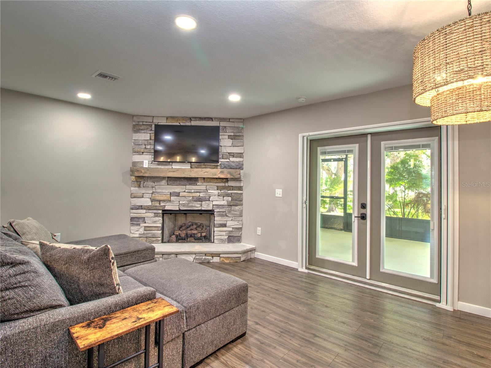 ANTHONY, Florida, 32617, United States, 3 Bedrooms Bedrooms, ,2 BathroomsBathrooms,Residential,For Sale,1941816