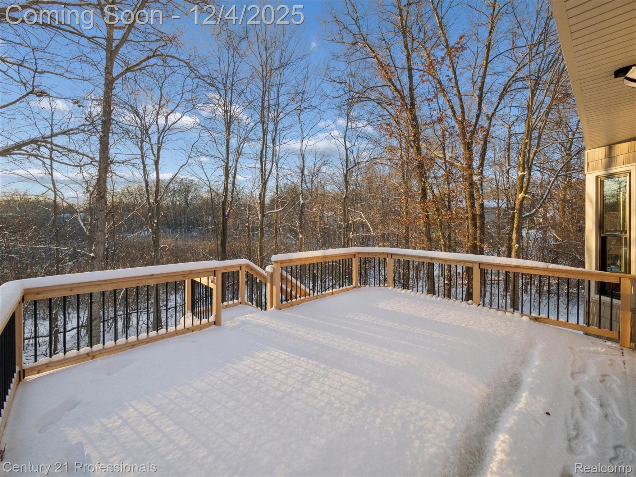 Orion, Michigan, 48360, United States, 4 Bedrooms Bedrooms, ,4 BathroomsBathrooms,Residential,For Sale,2001208