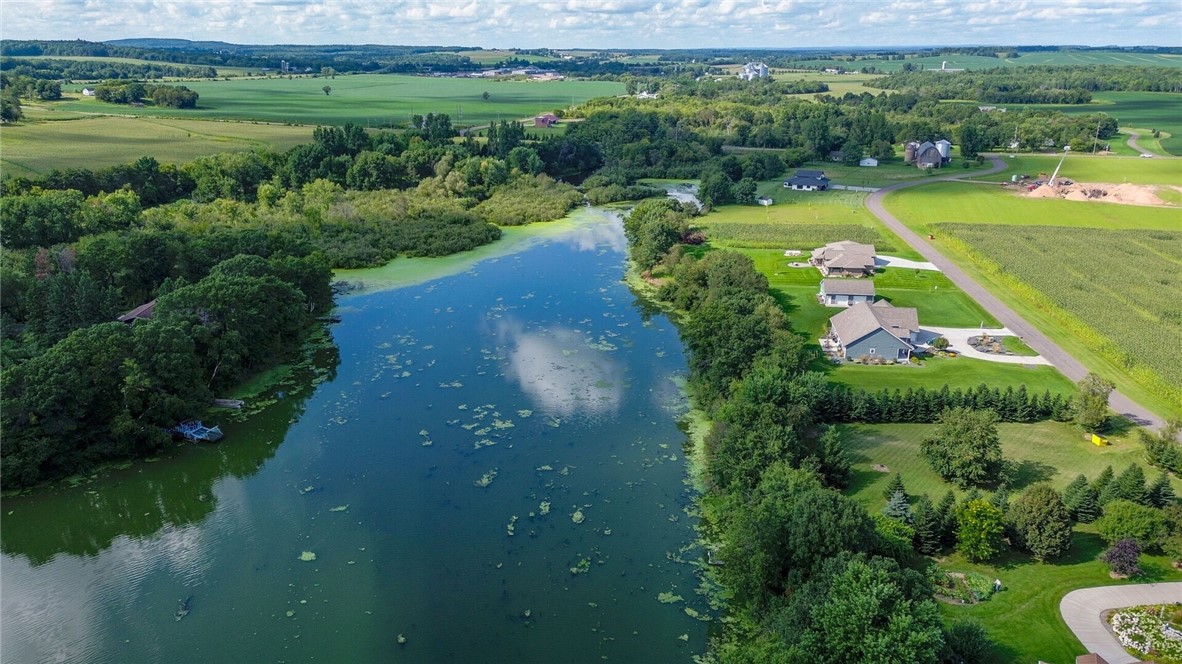 Bloomer, Wisconsin, 54724, United States, 4 Bedrooms Bedrooms, ,3 BathroomsBathrooms,Residential,For Sale,1983863