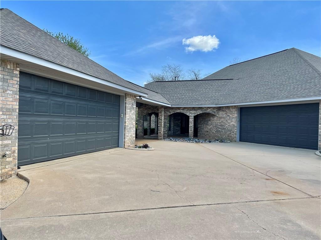 Natchitoches, Louisiana, 71457, United States, 3 Bedrooms Bedrooms, ,3 BathroomsBathrooms,Residential,For Sale,1977702