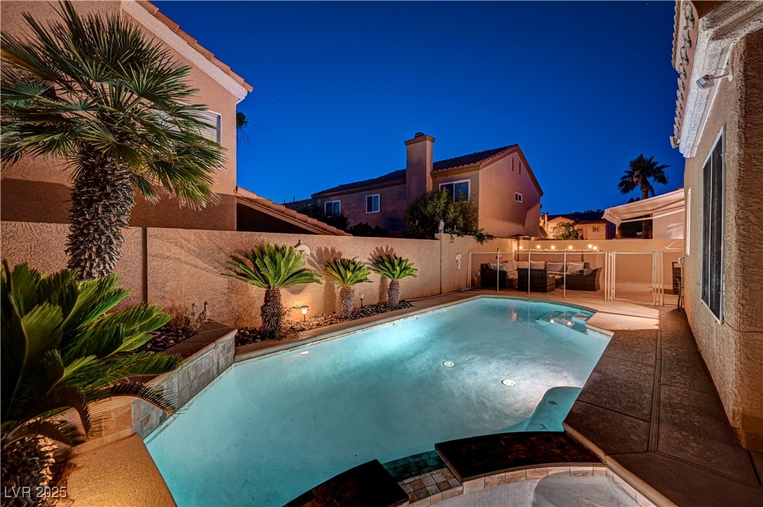 Las Vegas, Nevada, 89134, United States, 4 Bedrooms Bedrooms, ,3 BathroomsBathrooms,Residential,For Sale,1998518