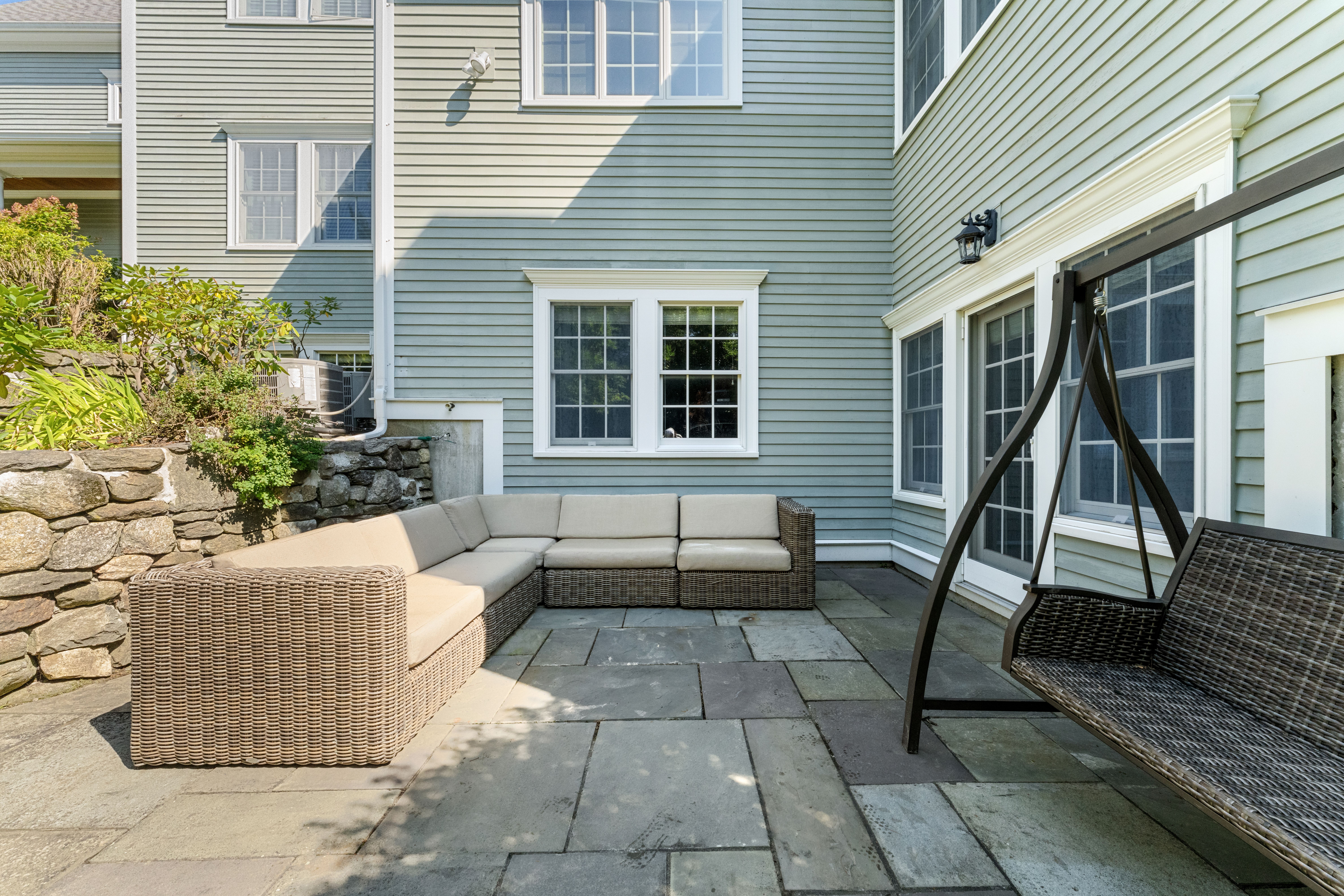  23 Stonefield Court, Needham, MA, 02492 - 物件實景