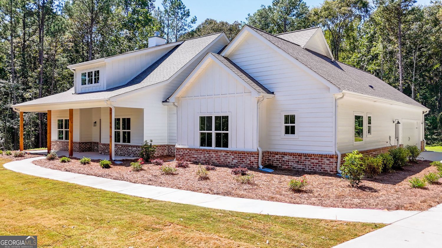 Forsyth, Georgia, 31029, United States, 4 Bedrooms Bedrooms, ,3 BathroomsBathrooms,Residential,For Sale,1922681