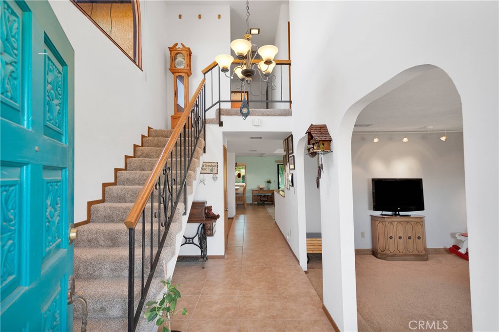 Lucerne Valley, California, 92356, United States, 6 Bedrooms Bedrooms, ,5 BathroomsBathrooms,Residential,For Sale,1986266