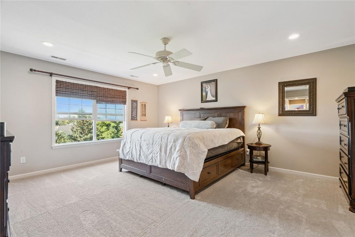 Marion, Iowa, 52302, United States, 5 Bedrooms Bedrooms, ,4 BathroomsBathrooms,Residential,For Sale,1984063