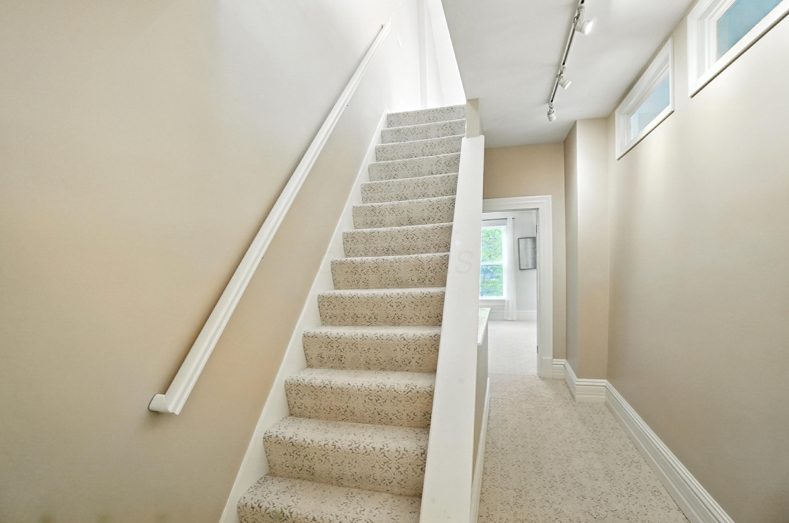 Columbus, Ohio, 43201, United States, 3 Bedrooms Bedrooms, ,4 BathroomsBathrooms,Residential,For Sale,1903753