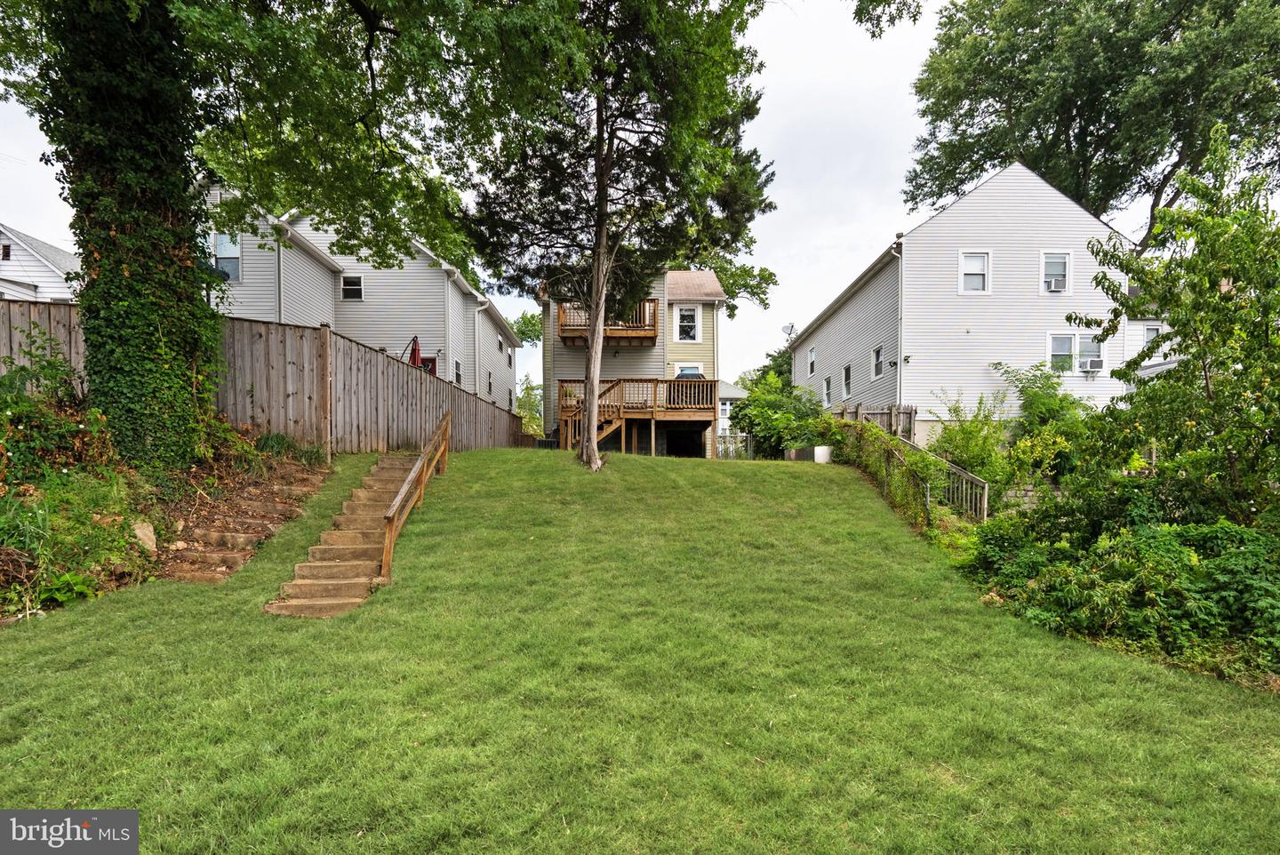 Washington, District of Columbia, 20018, United States, 3 Bedrooms Bedrooms, ,4 BathroomsBathrooms,Residential,For Sale,1907090