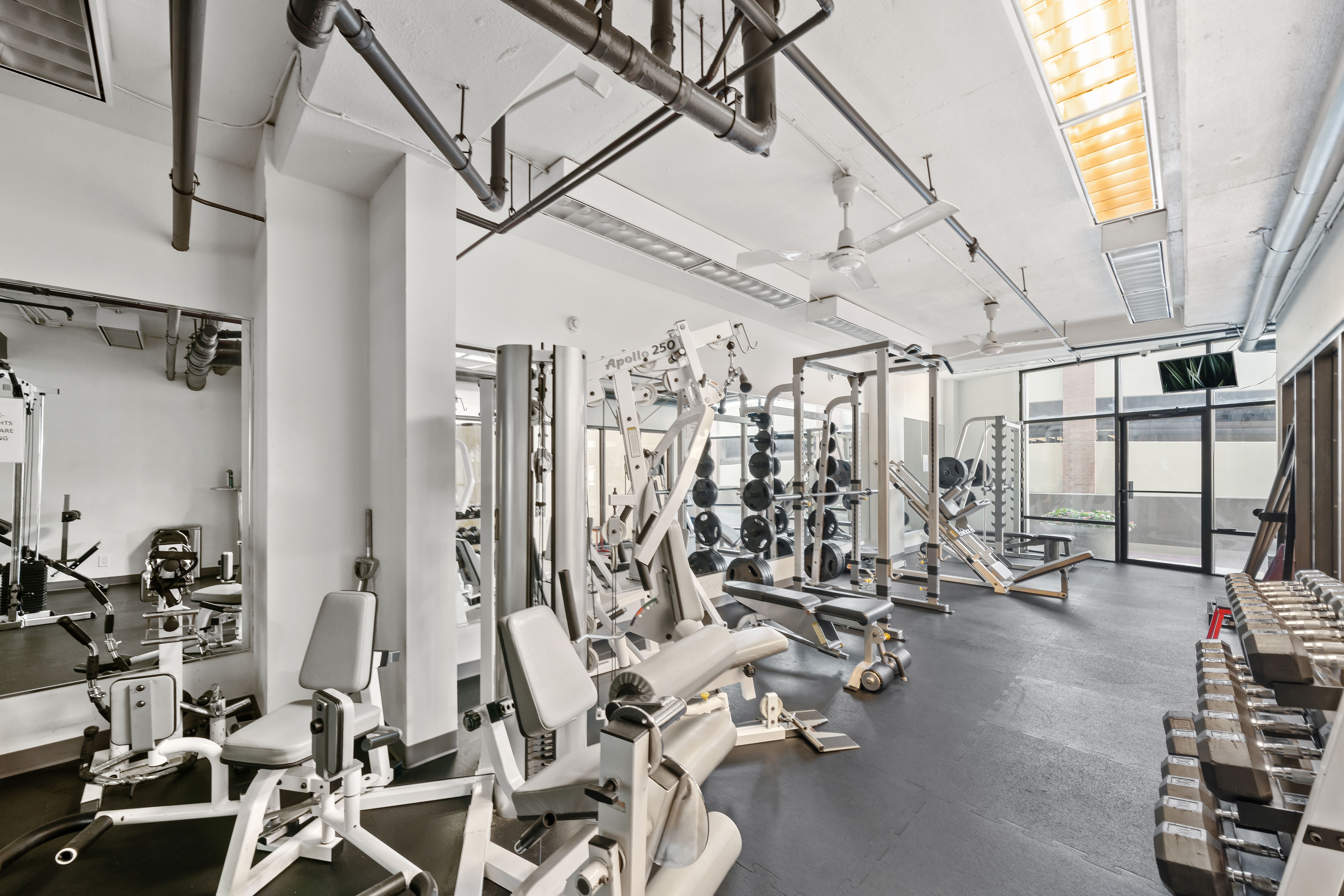  Skyline Luxury in LoDo: Sun-Filled 2BR Condo with Iconic Views - 物件實景
