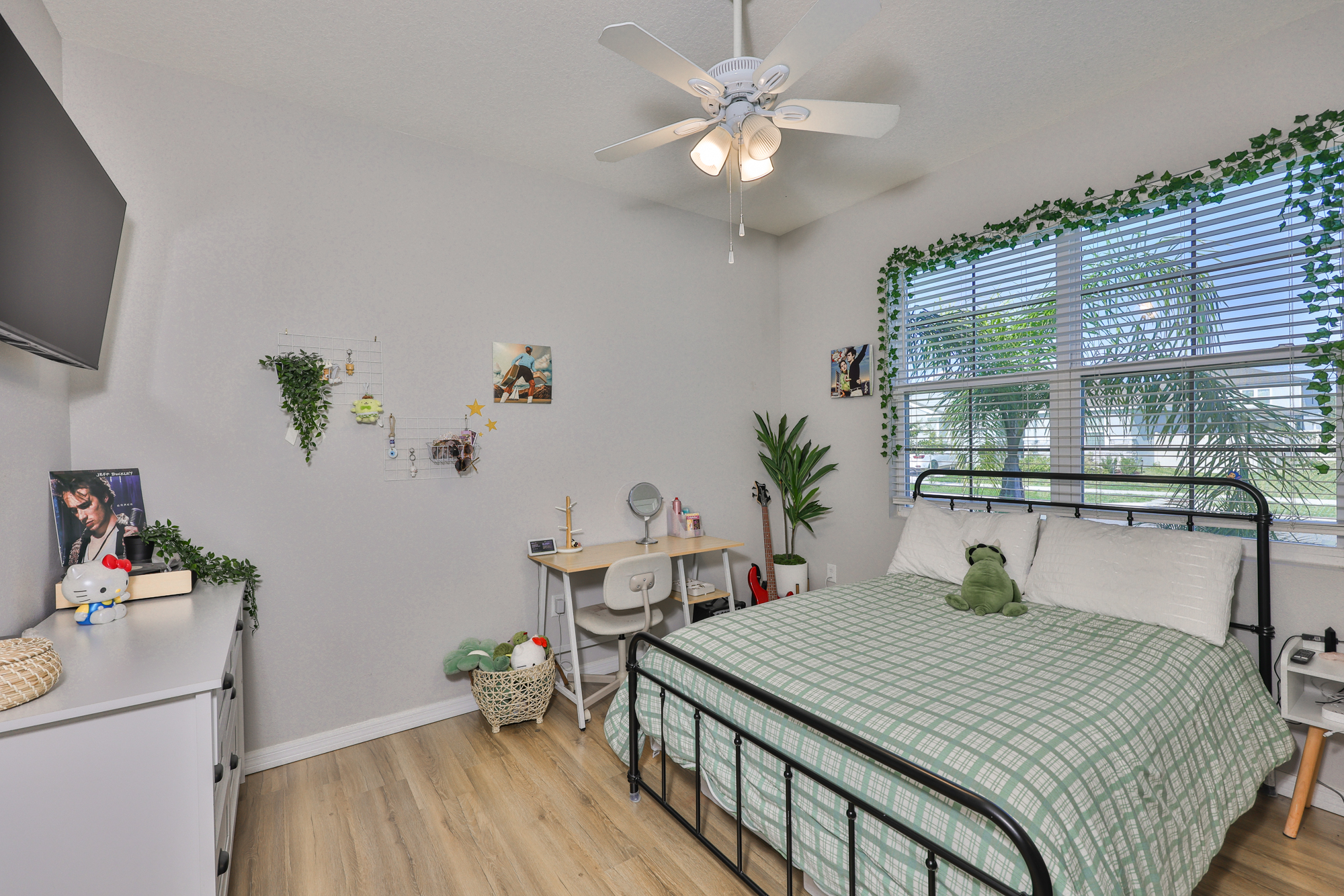 Riverview, Florida, 33579, United States, 4 Bedrooms Bedrooms, ,3 BathroomsBathrooms,Residential,For Sale,1861328