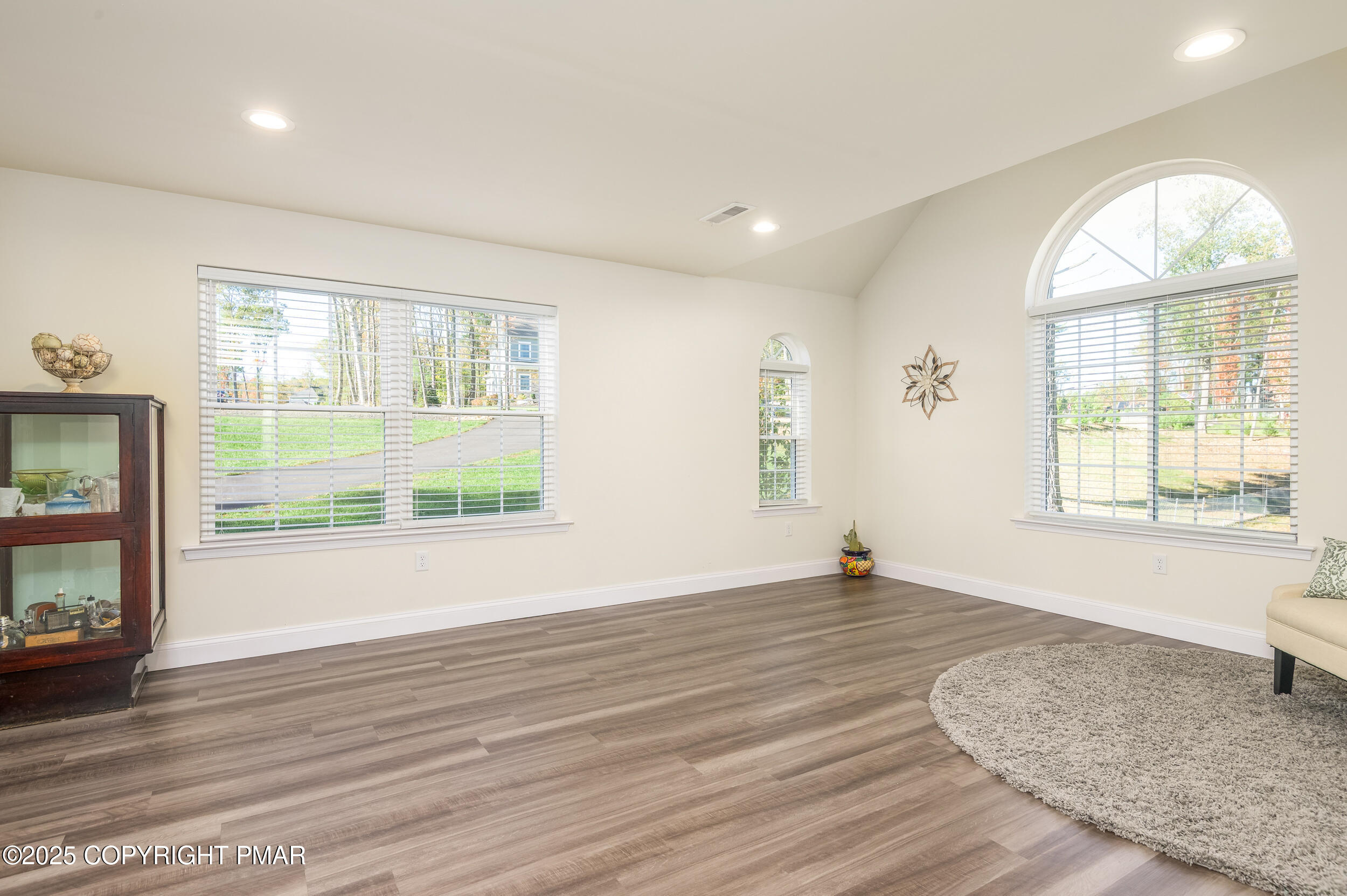 Kunkletown, Pennsylvania, 18058, United States, 4 Bedrooms Bedrooms, ,3 BathroomsBathrooms,Residential,For Sale,1967954