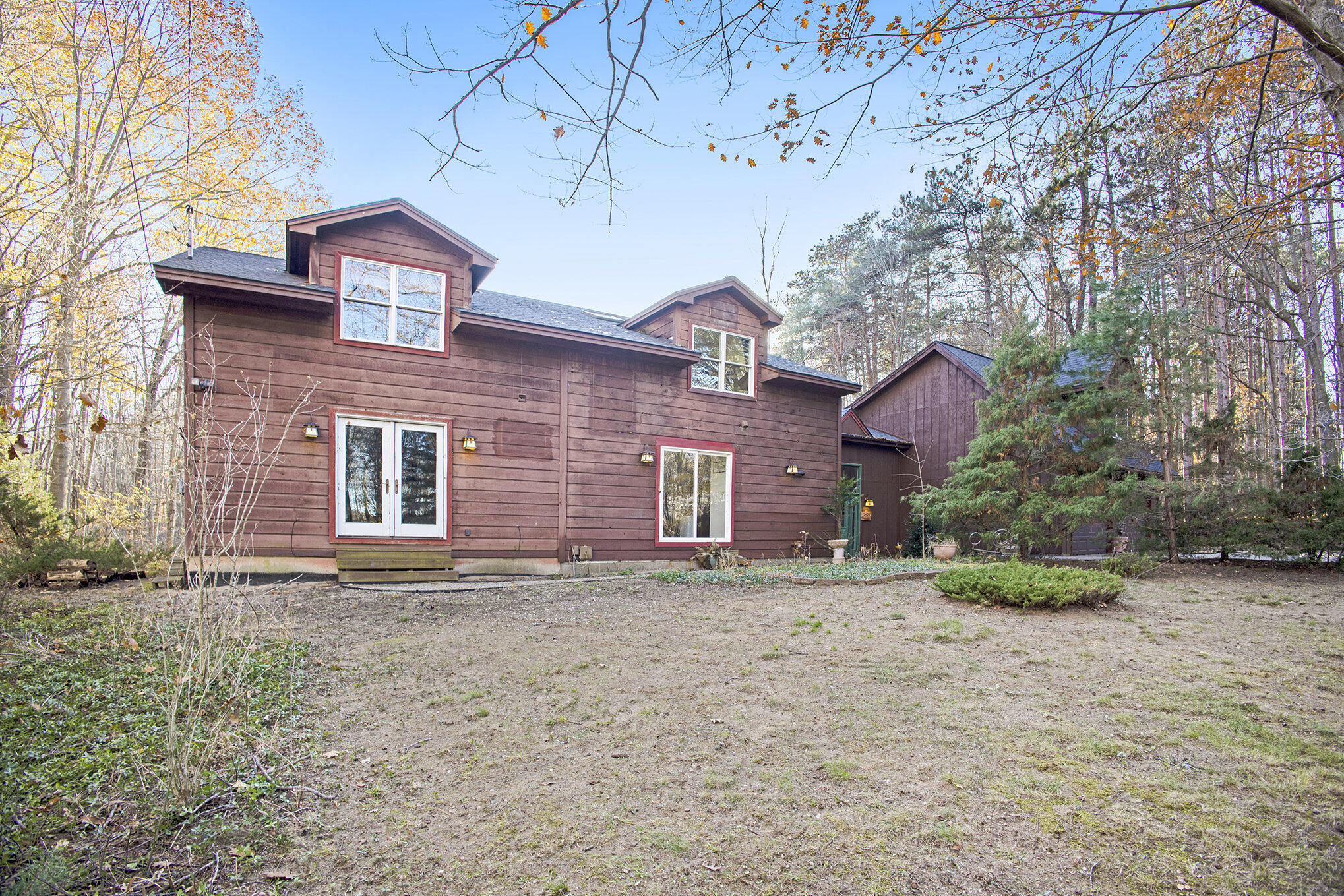 Holland, Michigan, 49423, United States, 4 Bedrooms Bedrooms, ,3 BathroomsBathrooms,Residential,For Sale,2000923