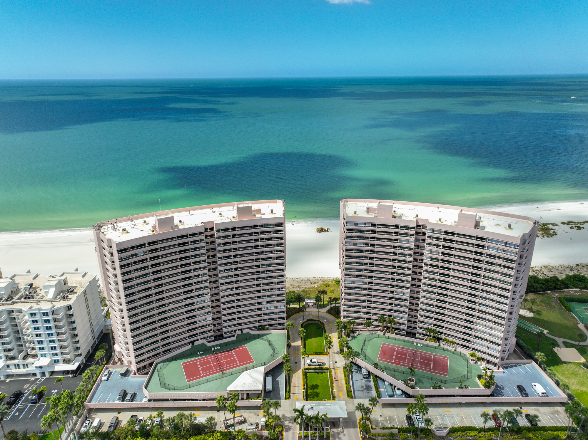Clearwater Beach, Florida, 33767, United States, 1 Bedroom Bedrooms, ,2 BathroomsBathrooms,Residential,For Sale,1977672