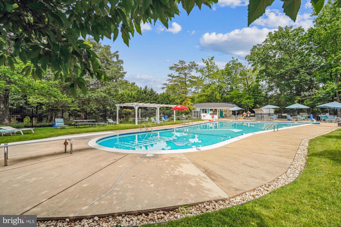 Annapolis, Maryland, 21403, United States, 5 Bedrooms Bedrooms, ,3 BathroomsBathrooms,Residential,For Sale,1839028