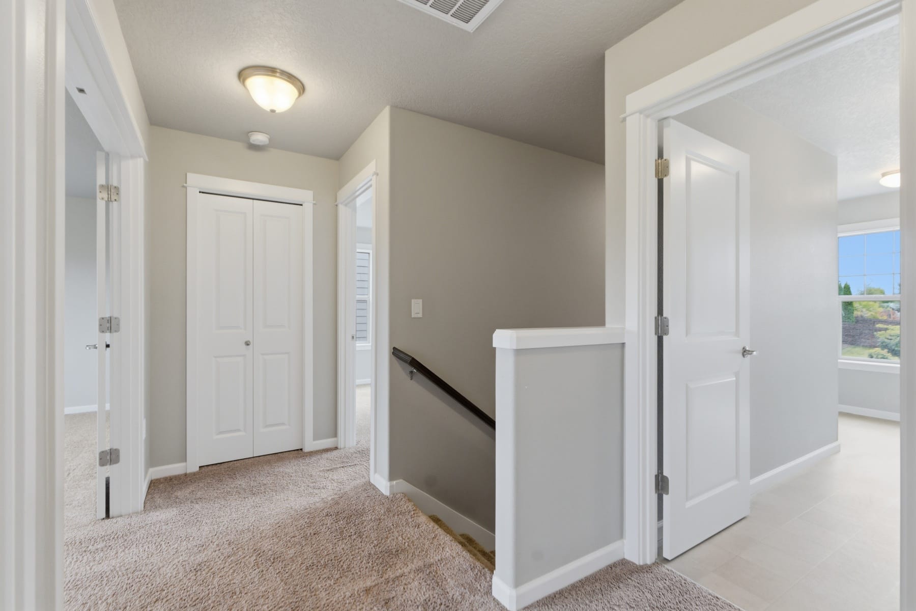  3091 NE HIDDEN MEADOW DR McMinnville, OR 97128 - 物件實景
