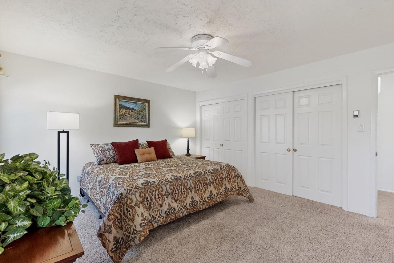 Santa Fe, New Mexico, 87507, United States, 3 Bedrooms Bedrooms, ,2 BathroomsBathrooms,Residential,For Sale,1955311