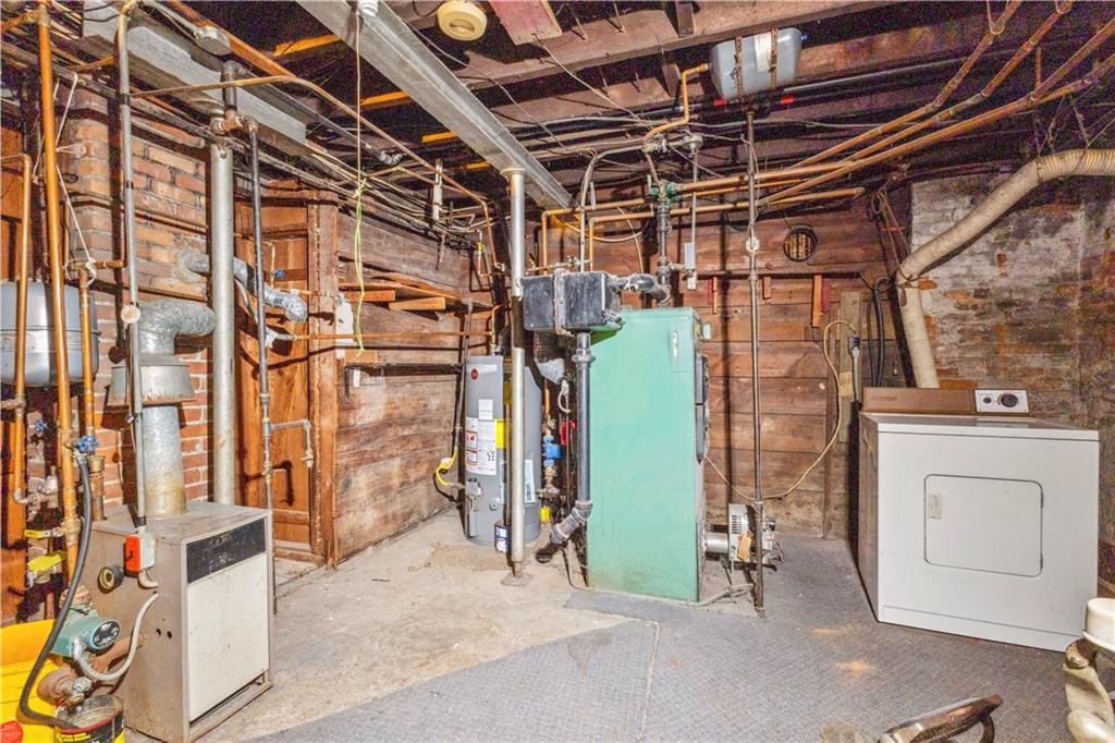 Providence, Rhode Island, 02905, United States, 6 Bedrooms Bedrooms, ,3 BathroomsBathrooms,Residential,For Sale,1928743