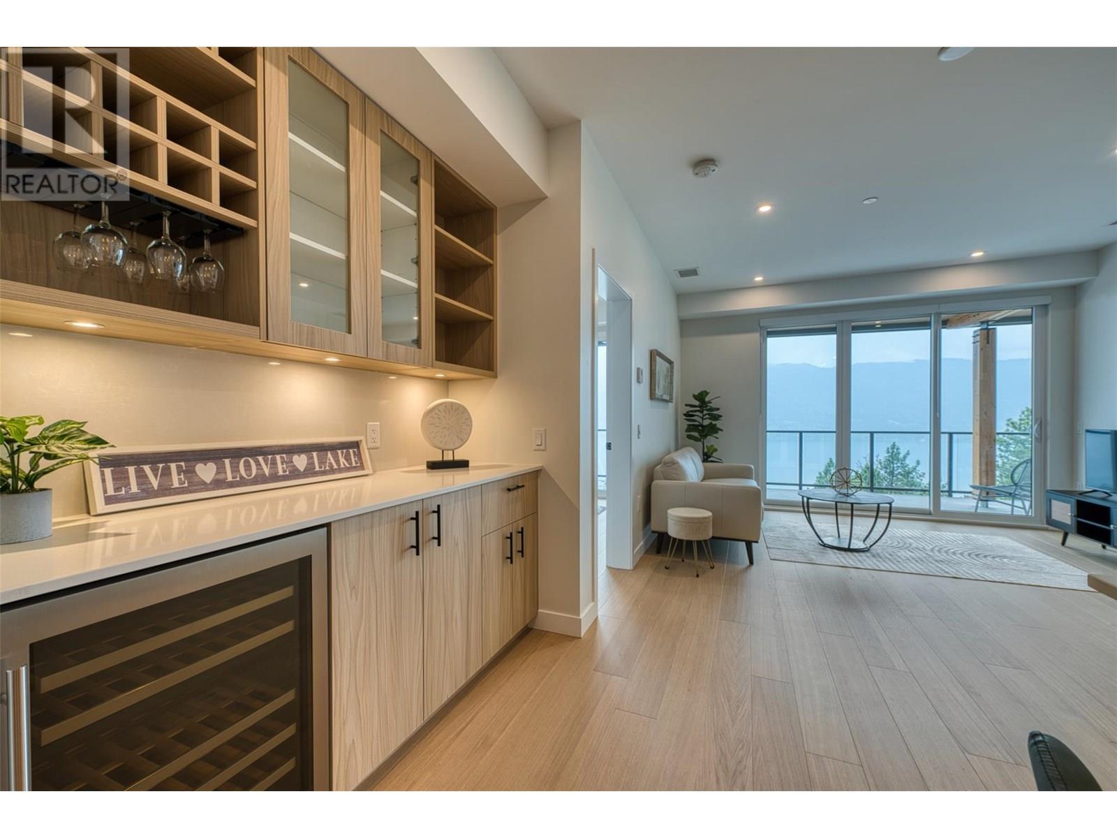 LAKE COUNTRY, British Columbia, V4V 0C4, CA, 2 Bedrooms Bedrooms, ,1 BathroomBathrooms,Residential,For Sale,1896193
