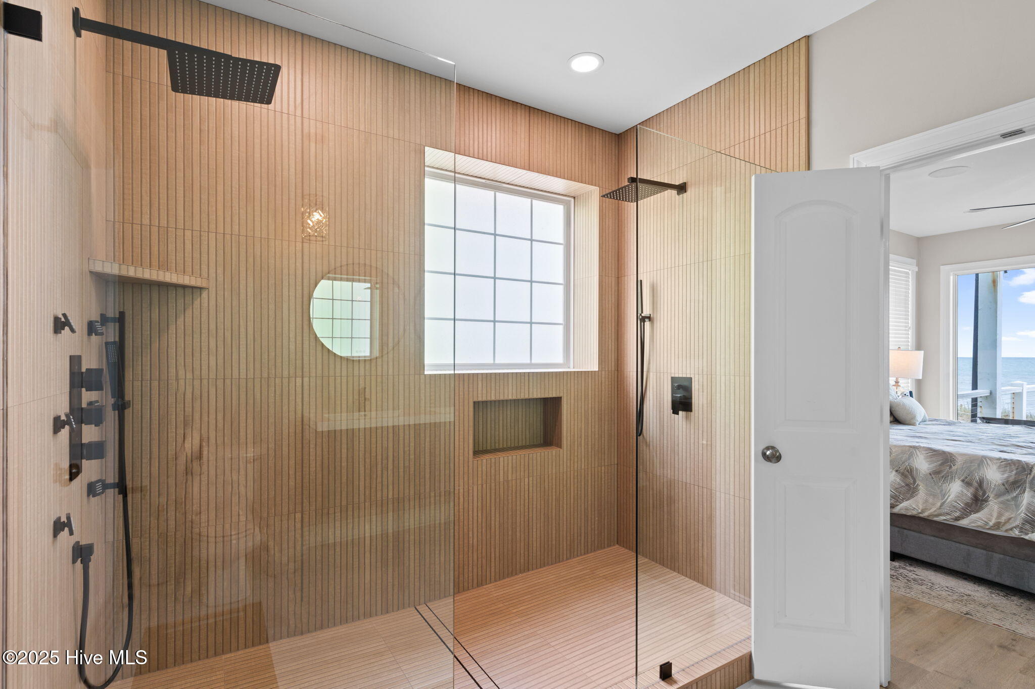 Oak Island, North Carolina, 28465, United States, 10 Bedrooms Bedrooms, ,7 BathroomsBathrooms,Residential,For Sale,1975431