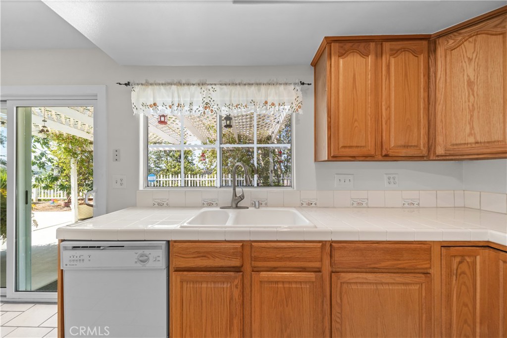 Chino Hills, California, 91709, United States, 4 Bedrooms Bedrooms, ,1 BathroomBathrooms,Residential,For Sale,1904207