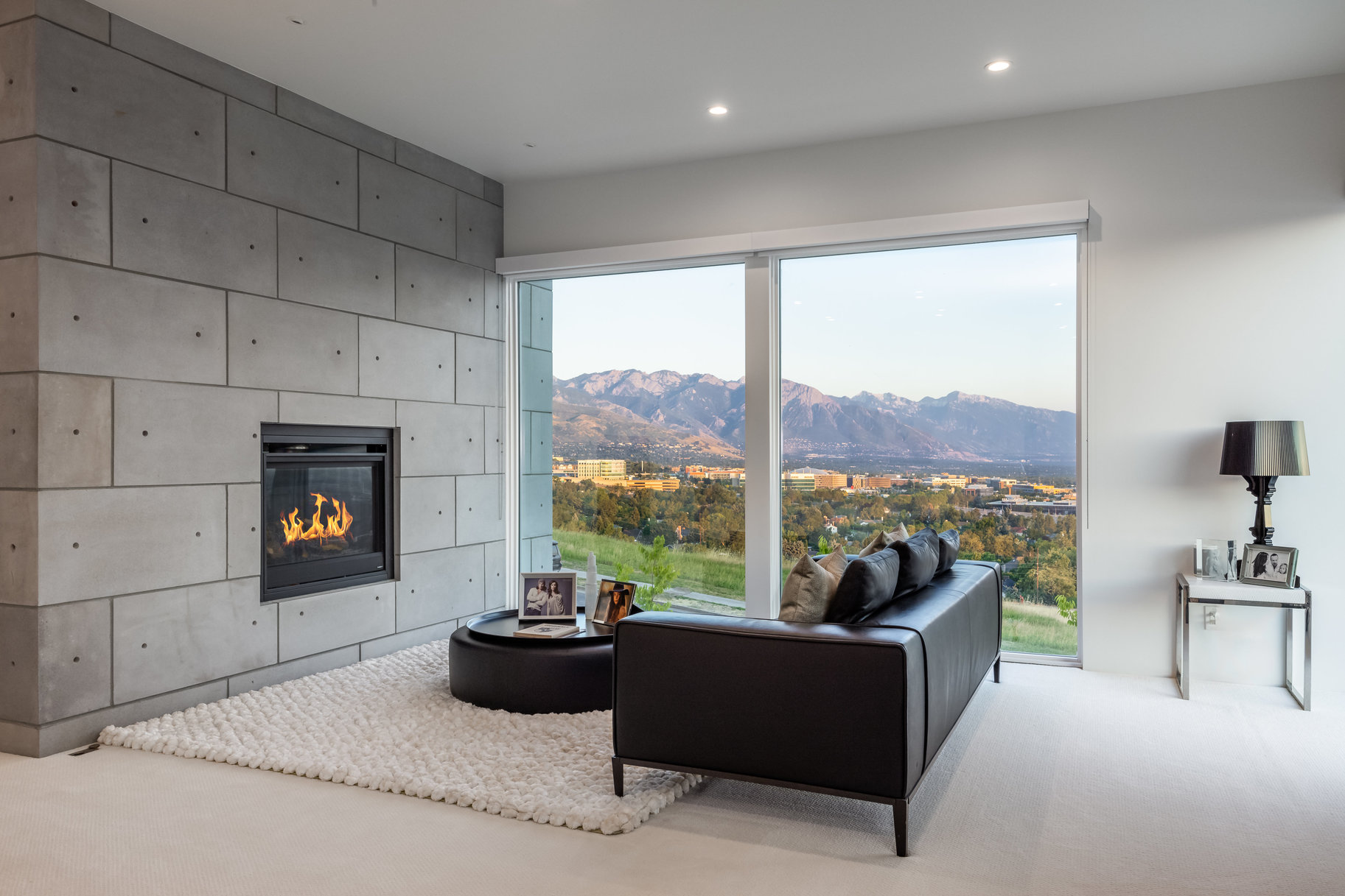  Incredible Contemporary Home - 物件實景