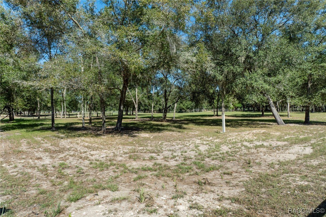 Crystal River, Florida, 34428, United States, 4 Bedrooms Bedrooms, ,4 BathroomsBathrooms,Residential,For Sale,1983688