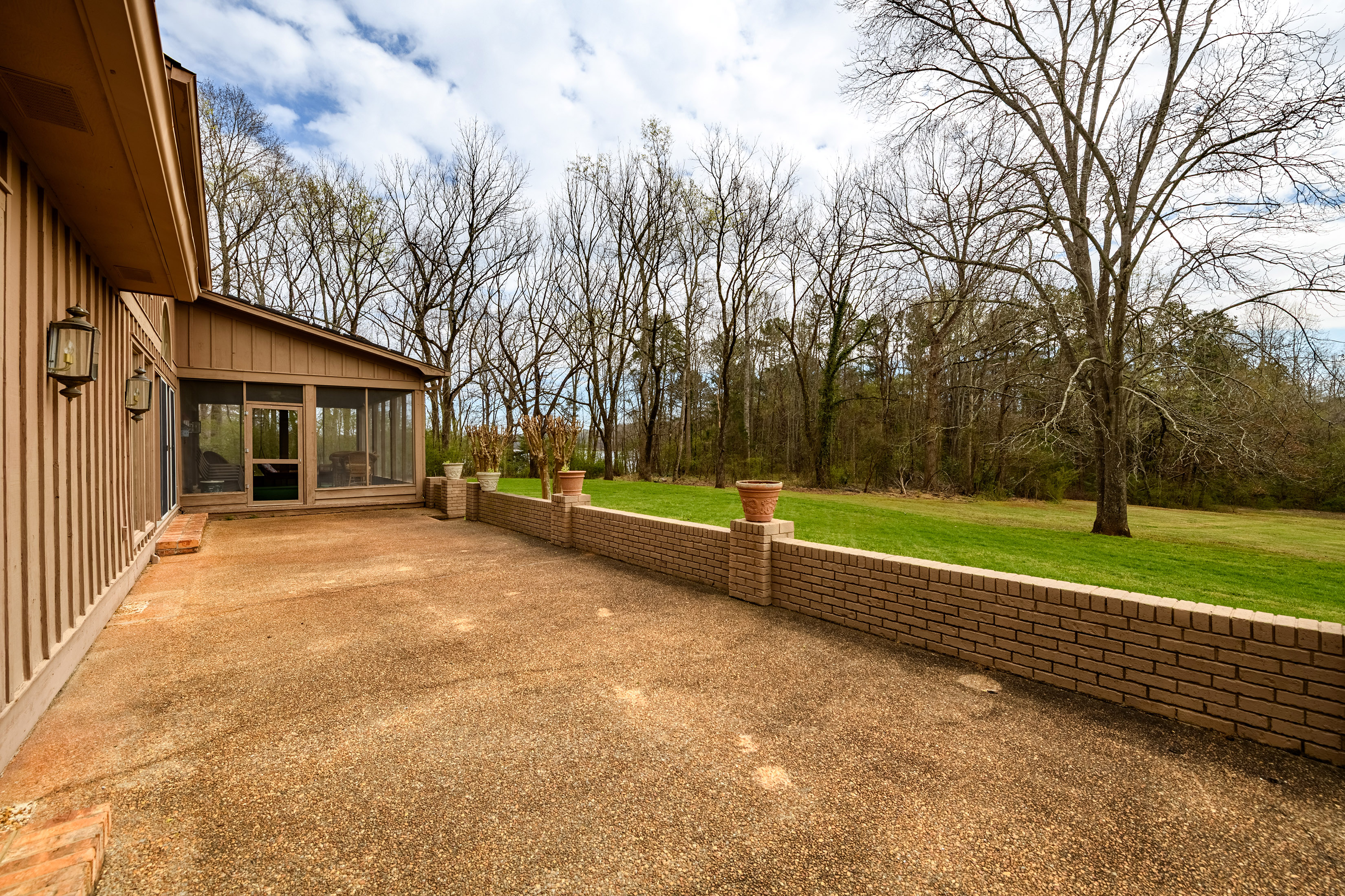  Lakefront Estate with Private Dock, Guest Home and Pool - 物件實景