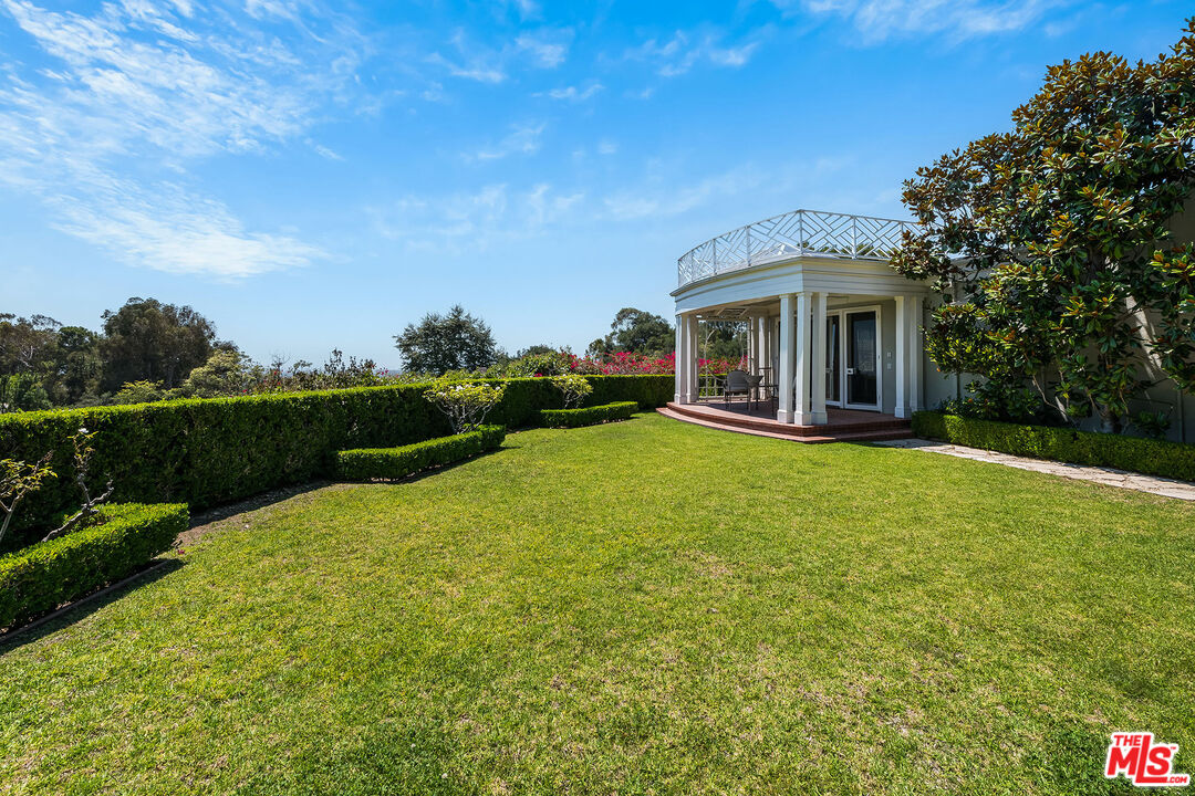 Los Angeles, California, 90077, United States, 7 Bedrooms Bedrooms, ,6 BathroomsBathrooms,Residential,For Sale,1819954