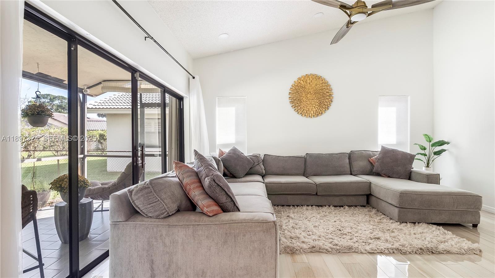 Coral Springs, Florida, 33065, United States, 3 Bedrooms Bedrooms, ,2 BathroomsBathrooms,Residential,For Sale,1993306