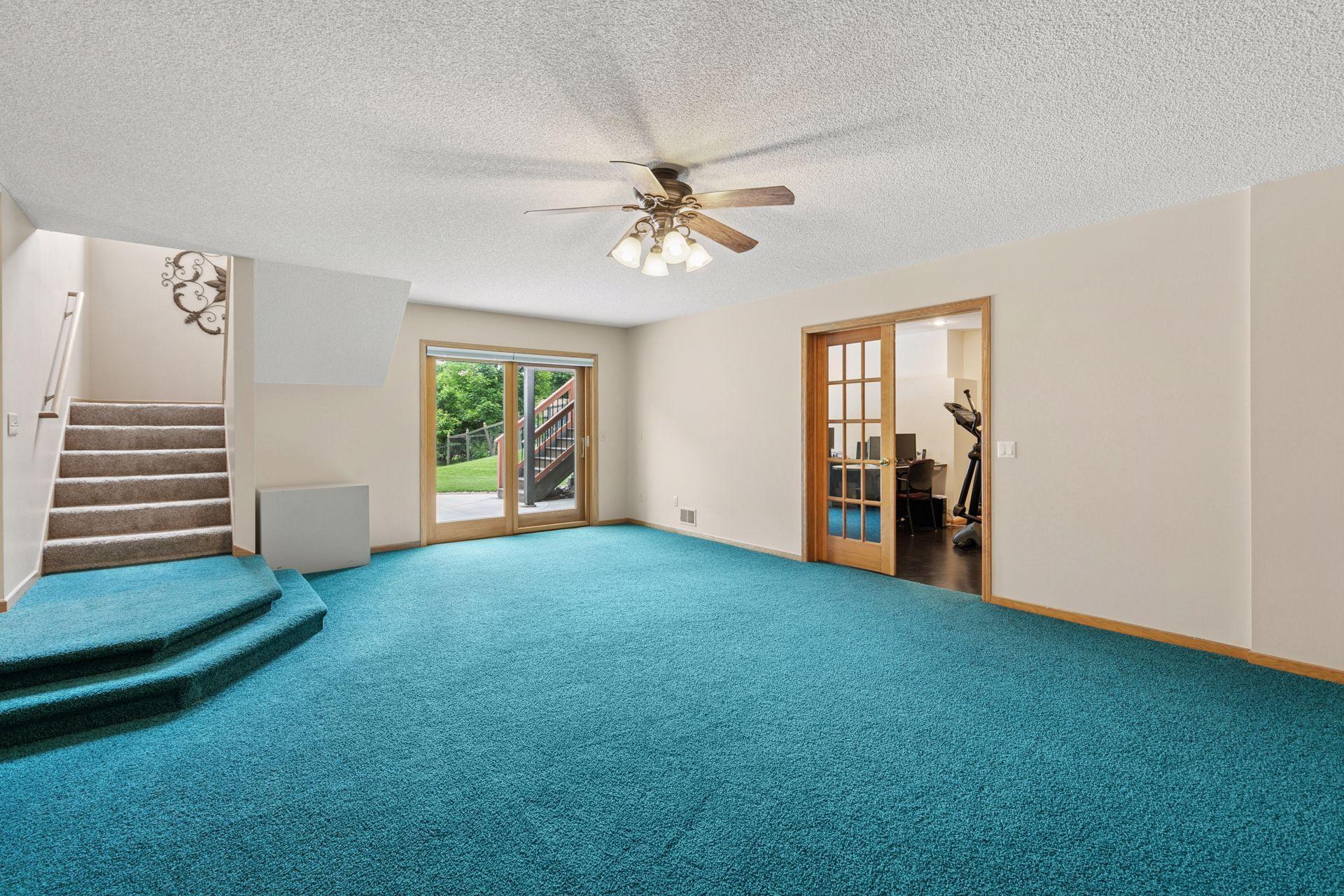 Lakeville, Minnesota, 55044, United States, 4 Bedrooms Bedrooms, ,1 BathroomBathrooms,Residential,For Sale,1867089