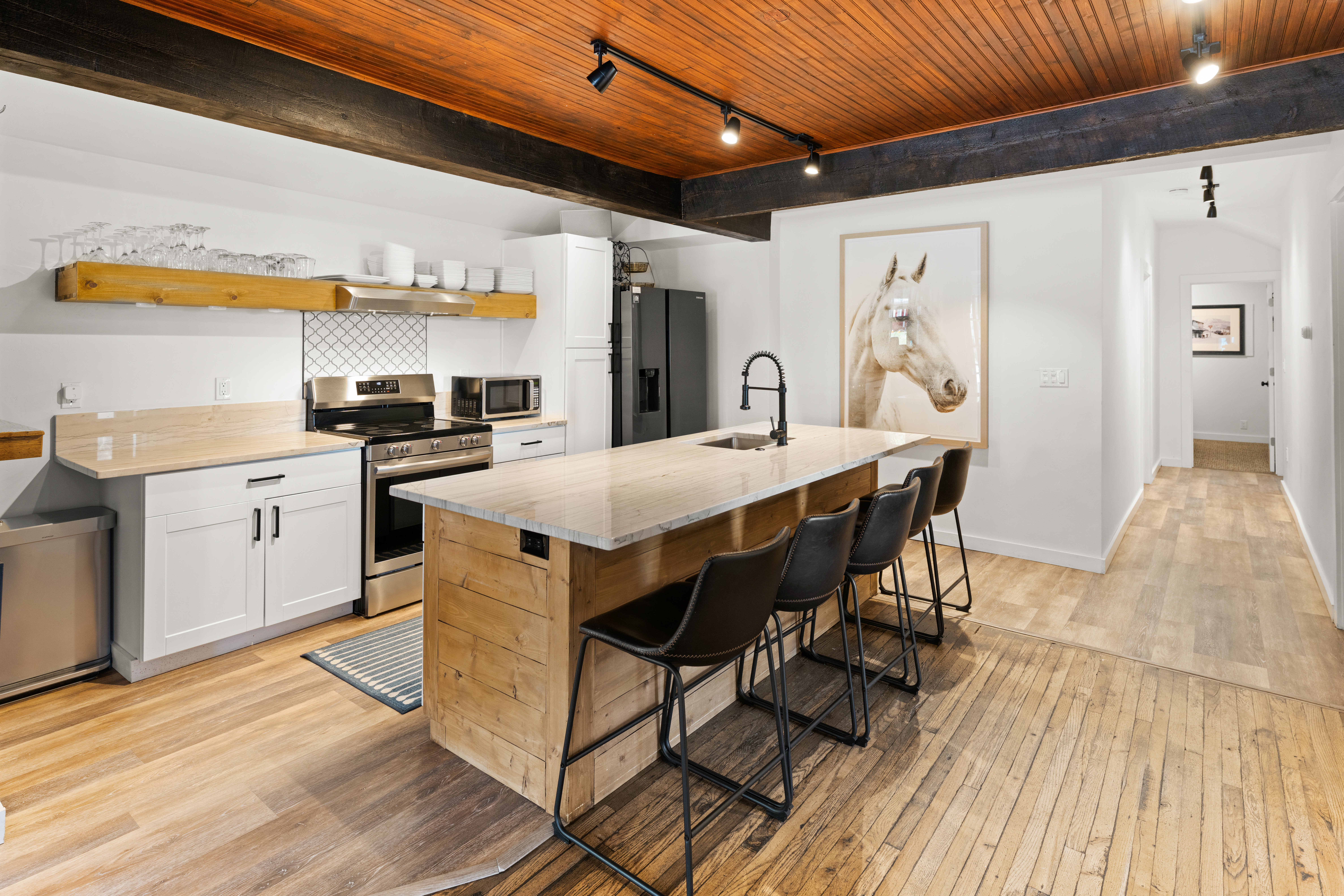  Meticulously Remodeled Historic Home - 物件實景