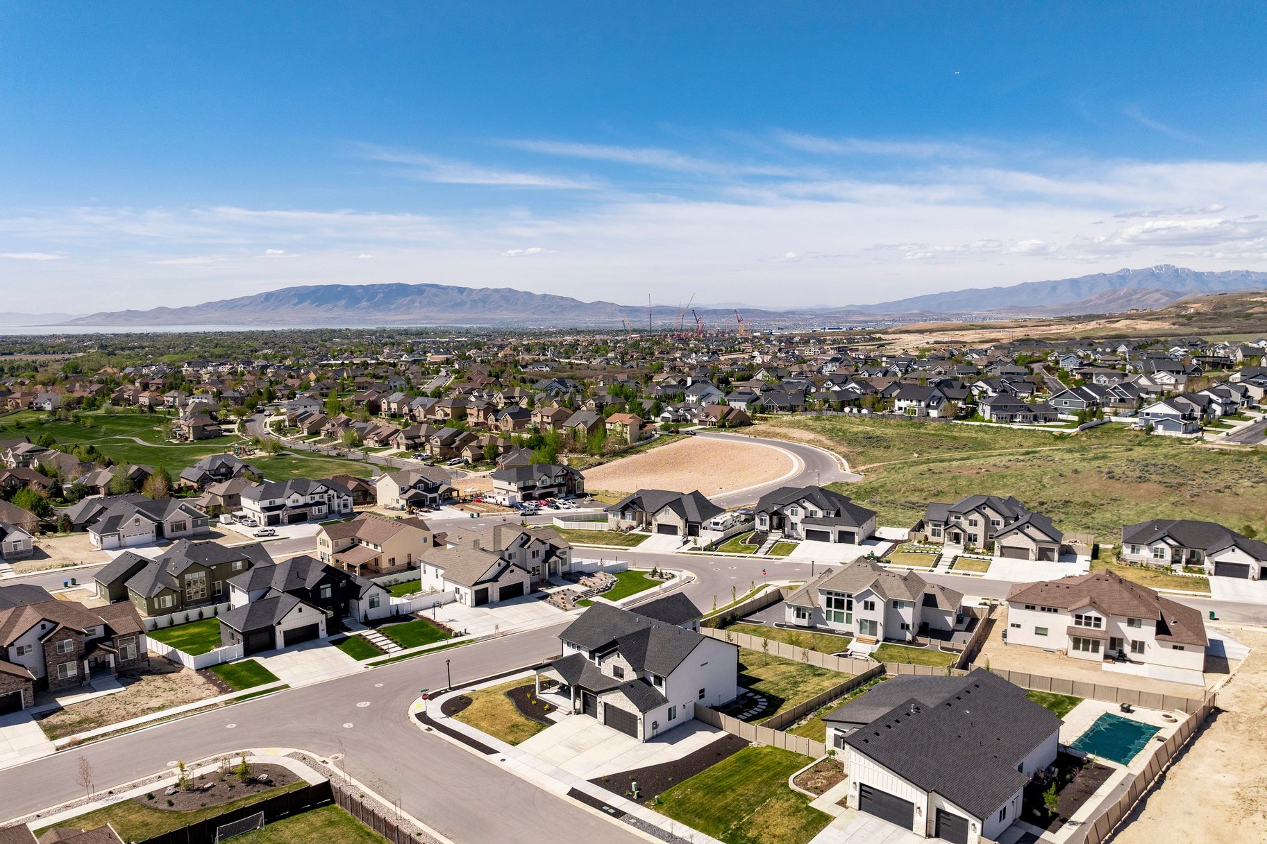  Practically Brand New Home in Highland, with Stunning Mountain Views - 物件實景