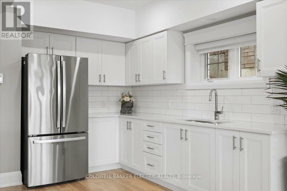 PETERBOROUGH NORTH (NORTH), Ontario, K9K 0H7, CA, 5 Bedrooms Bedrooms, ,4 BathroomsBathrooms,Residential,For Sale,1827816
