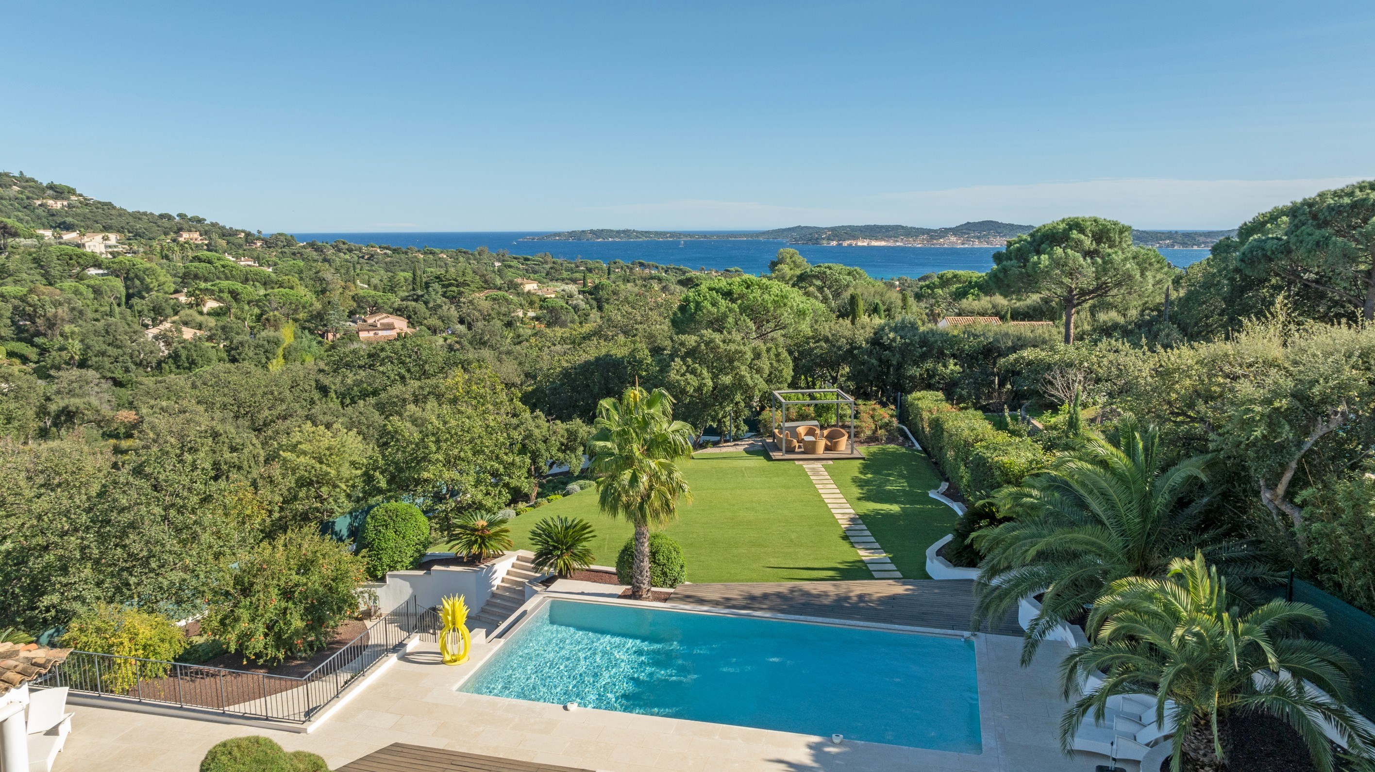  Grimaud Modern home with pool and sea view - Beauvallon Estate - 物件實景